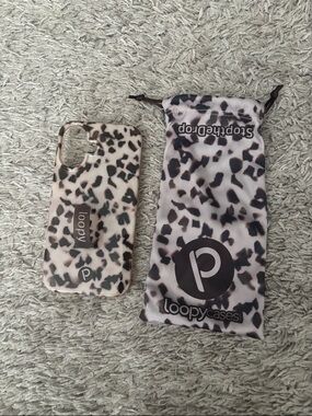 Loopy Case Leopard Print Phone Case with Built-In Loop - Cream/Black